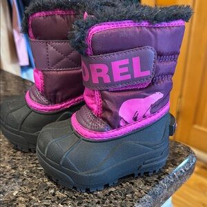 Sorel Children's Boots - Fuchsia and Black